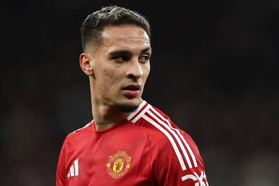 只为重回贝蒂斯！安东尼与曼联摊牌，宁拒土超高额报价也要等西甲